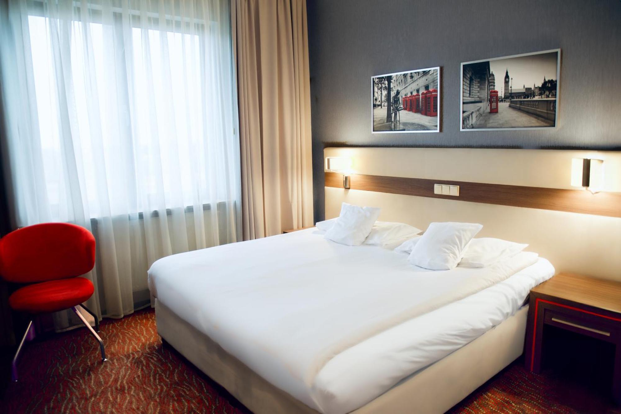 Hotel Szafran Czeladź Rum bild