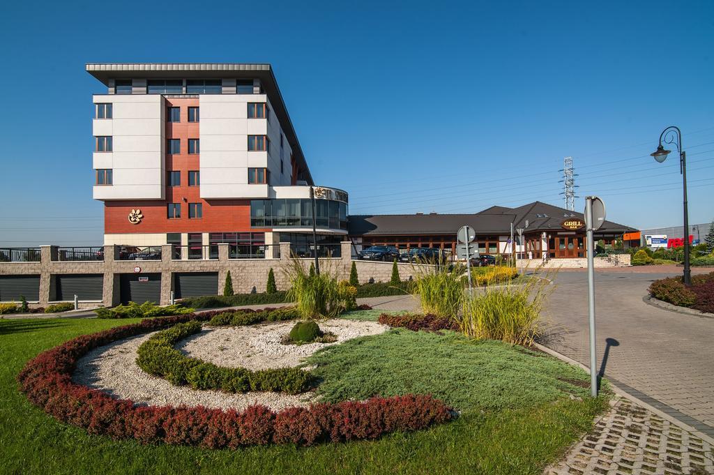 Hotel Szafran Czeladź Exteriör bild